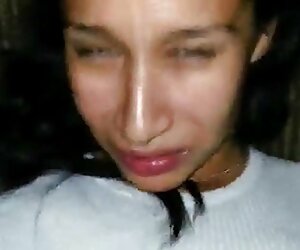 Claudia ve göten sikişler güneş açık anal var
