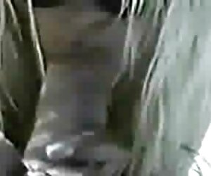Kahrolası küçücük genç Alison sikis porno zorla Rey